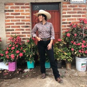 Meet your Posher, Jackie